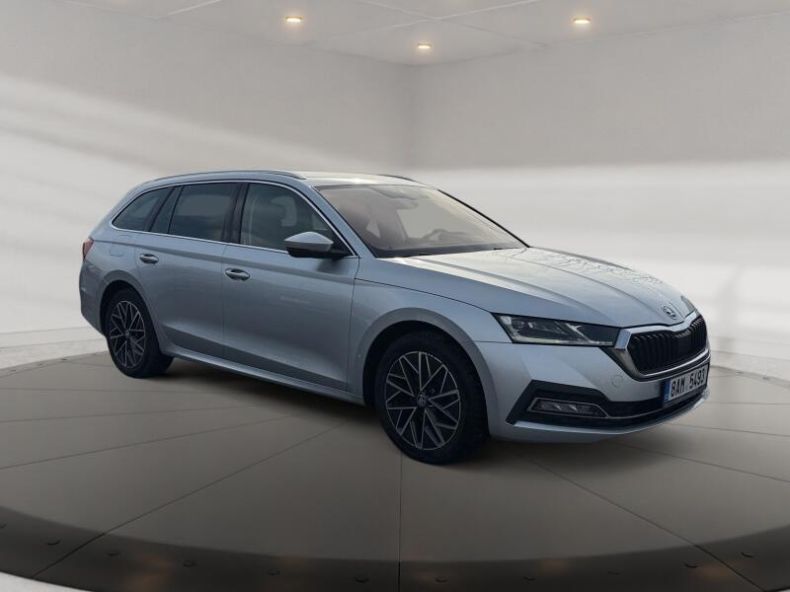 Škoda Octavia - hlavní fotka