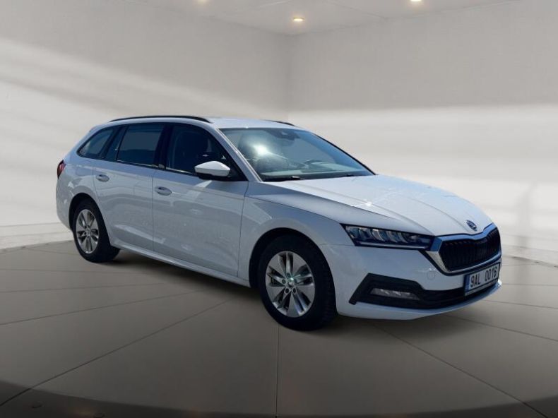 Škoda Octavia - hlavní fotka