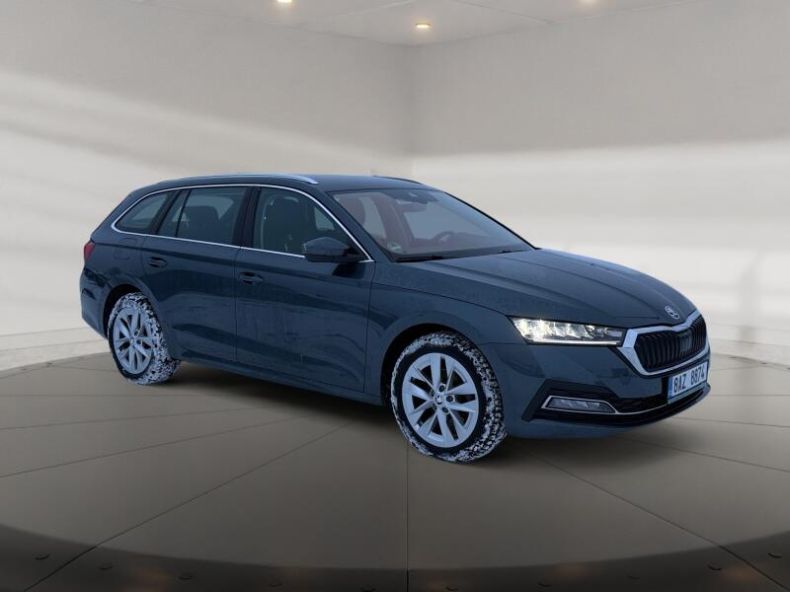 Škoda Octavia - hlavní fotka