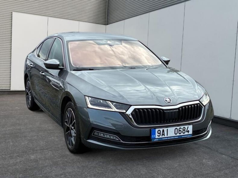 Škoda Octavia - hlavní fotka