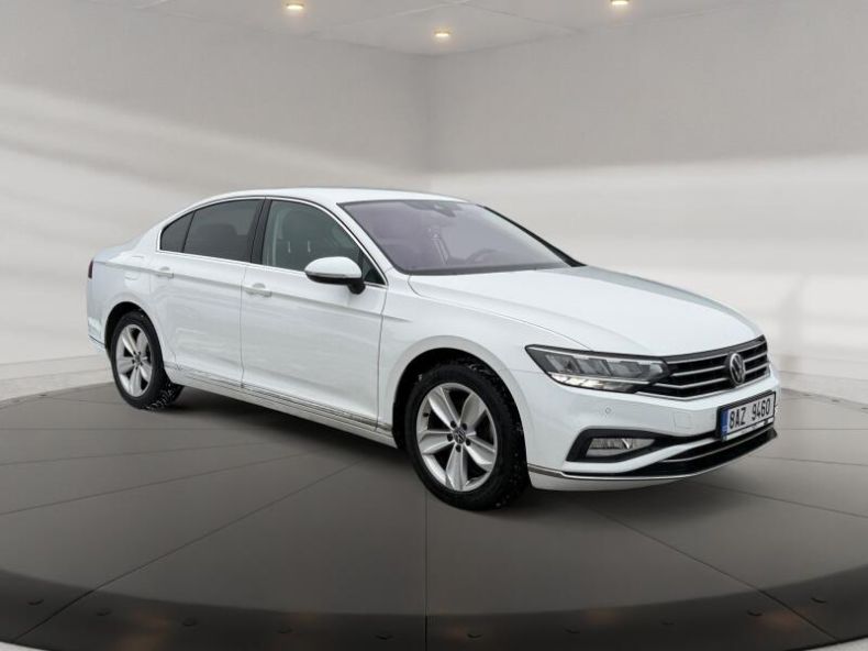 Volkswagen Passat - hlavní fotka