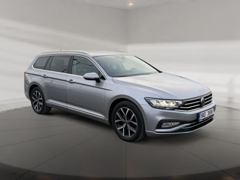 Volkswagen Passat - hlavní fotka
