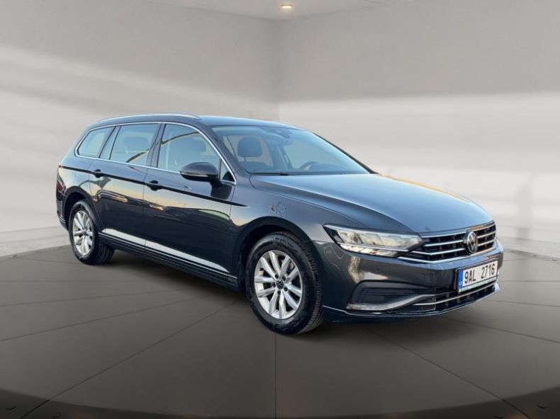 Volkswagen Passat - hlavní fotka