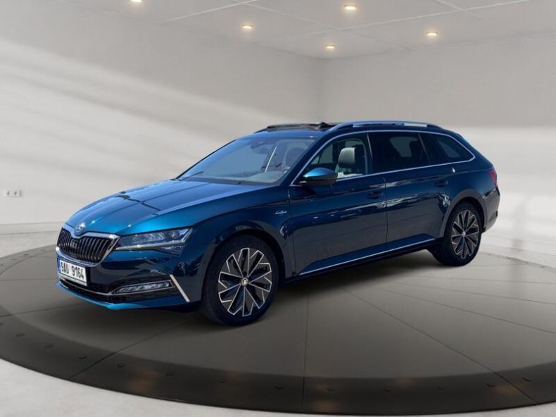 Škoda Superb - hlavní foto