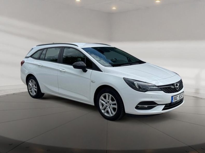 Opel Astra - hlavní fotka
