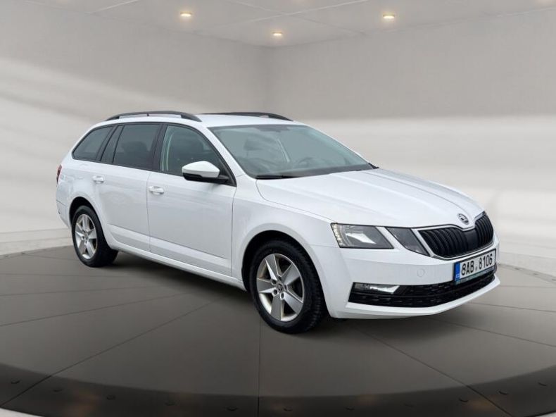 Škoda Octavia - hlavní fotka