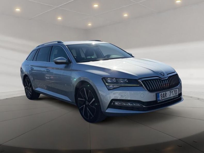 Škoda Superb - hlavní fotka