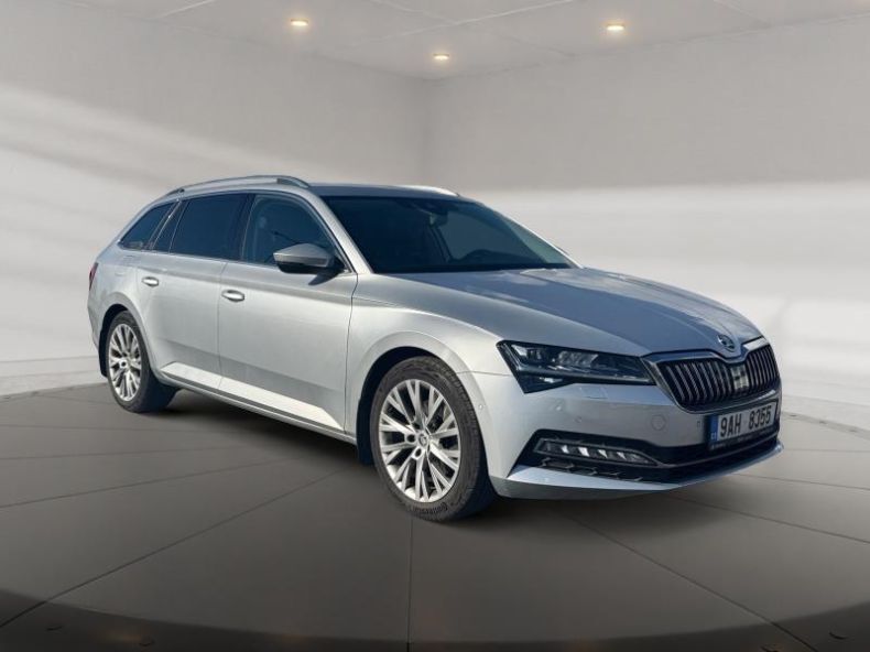 Škoda Superb - hlavní fotka