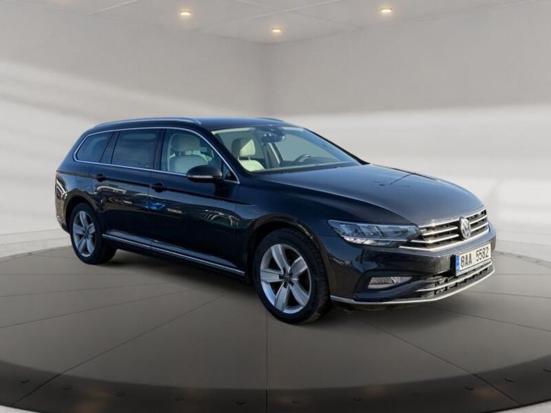 Volkswagen Passat - hlavní fotka