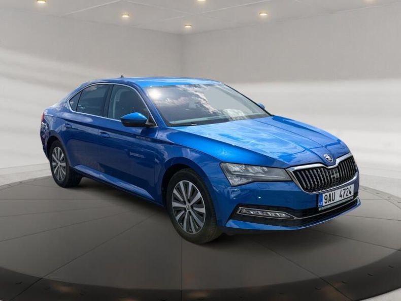Škoda Superb - hlavní fotka