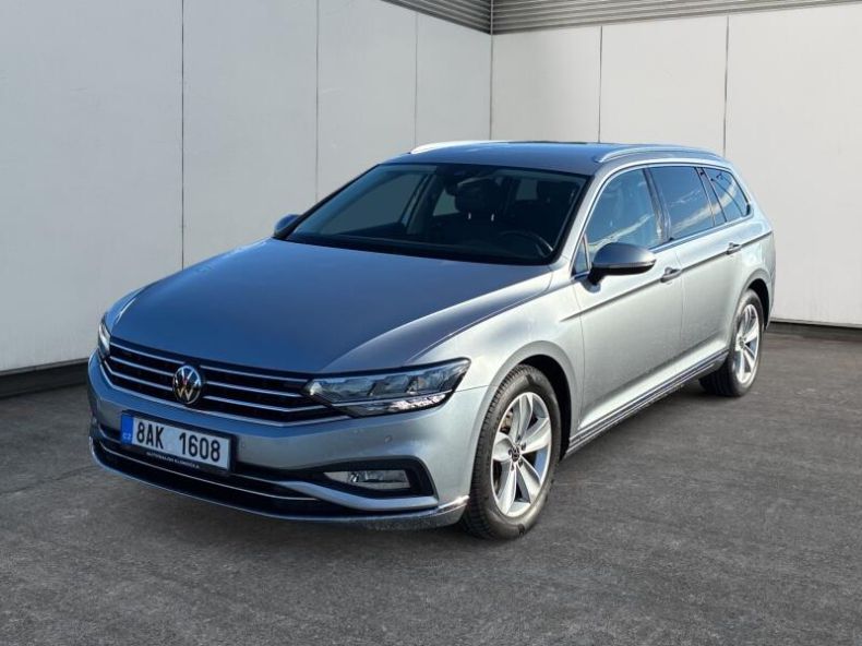 Volkswagen Passat - hlavní foto
