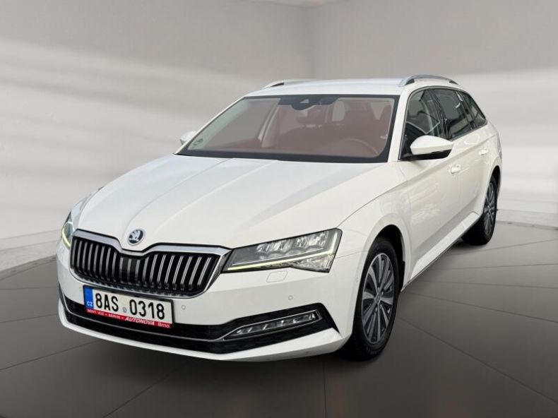 Škoda Superb - hlavní foto