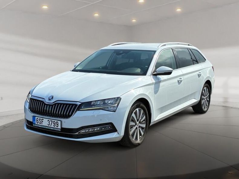 Škoda Superb - hlavní foto