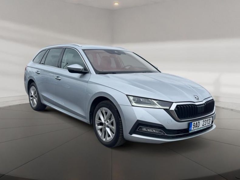 Škoda Octavia - hlavní fotka