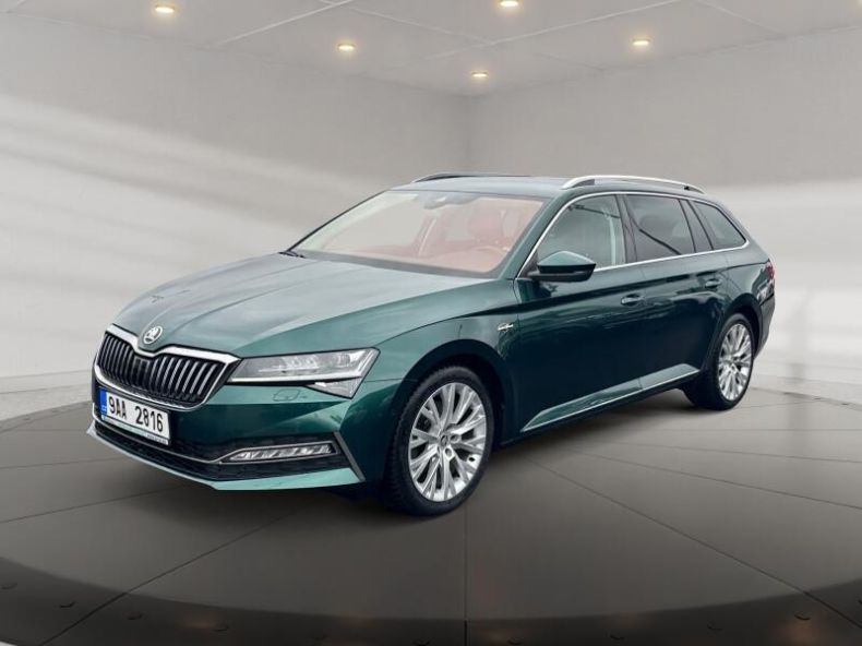 Škoda Superb - hlavní foto