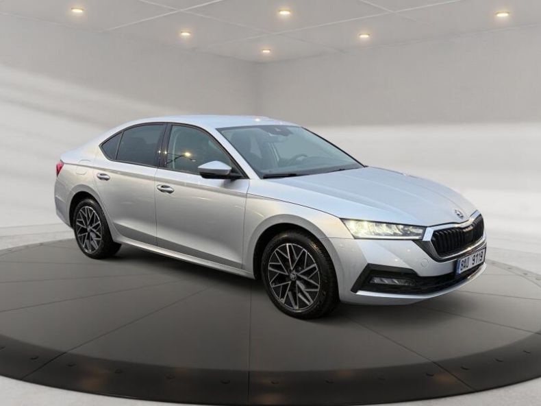 Škoda Octavia - hlavní fotka