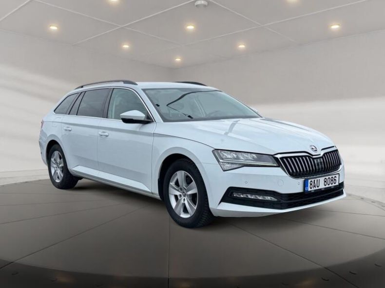 Škoda Superb - hlavní fotka