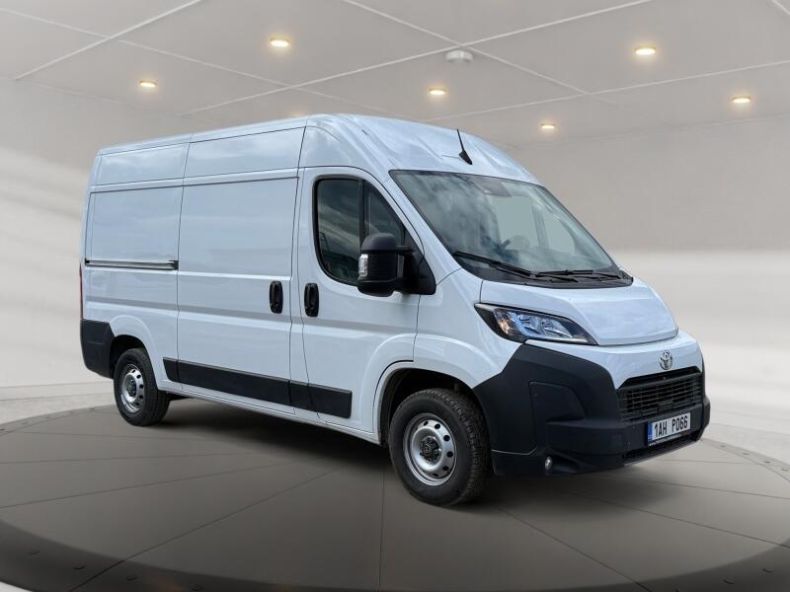 Toyota Proace Max - hlavní fotka
