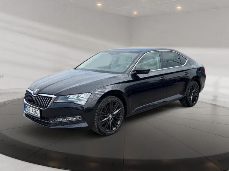 Škoda Superb - hlavní foto