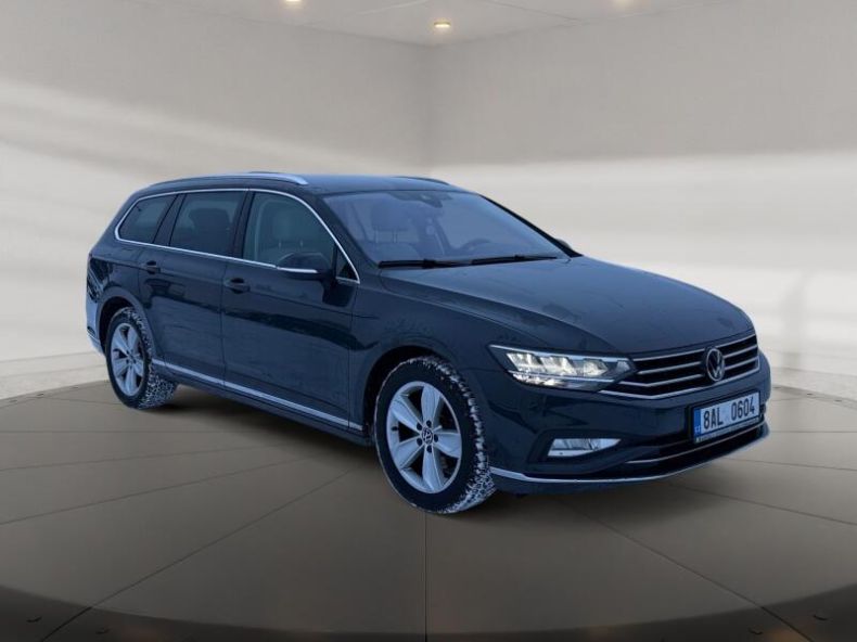 Volkswagen Passat - hlavní fotka