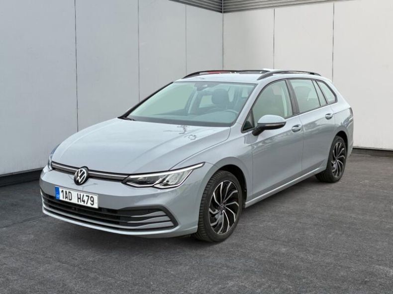Volkswagen Golf - hlavní foto