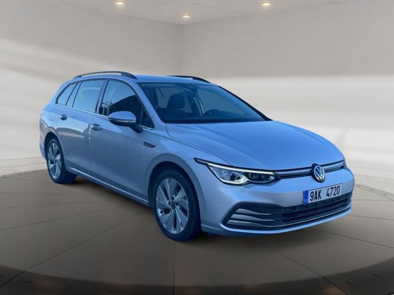 Volkswagen Golf - hlavní fotka