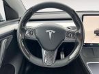 Tesla Model Y - fotka číslo 11