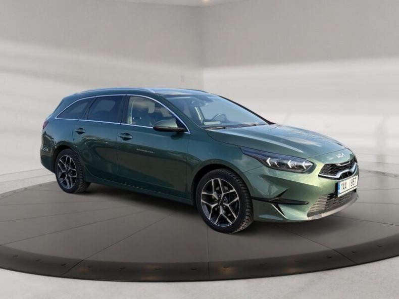 Kia CEED SW - hlavní fotka
