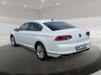 Volkswagen Passat - fotka číslo 3