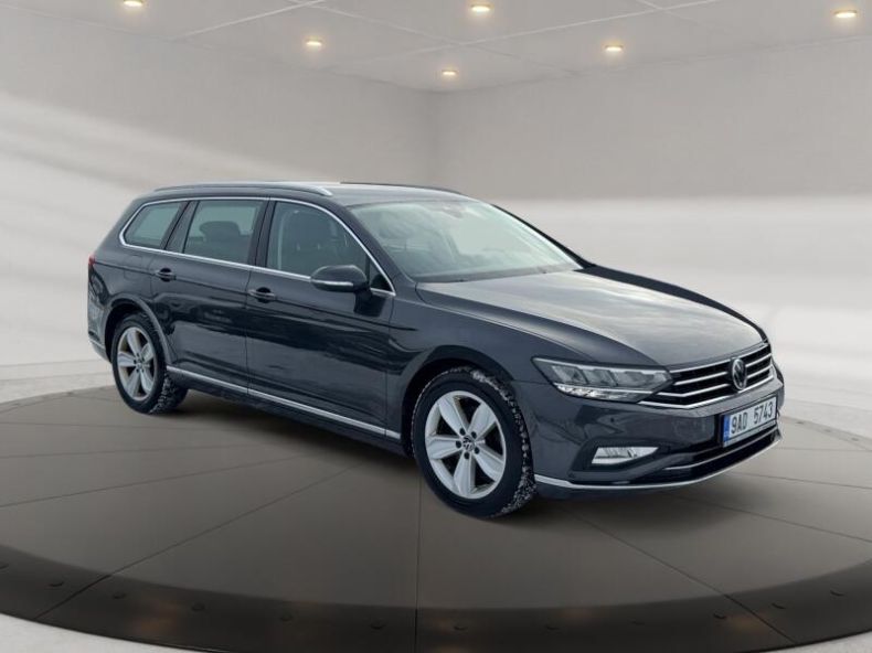 Volkswagen Passat - hlavní fotka