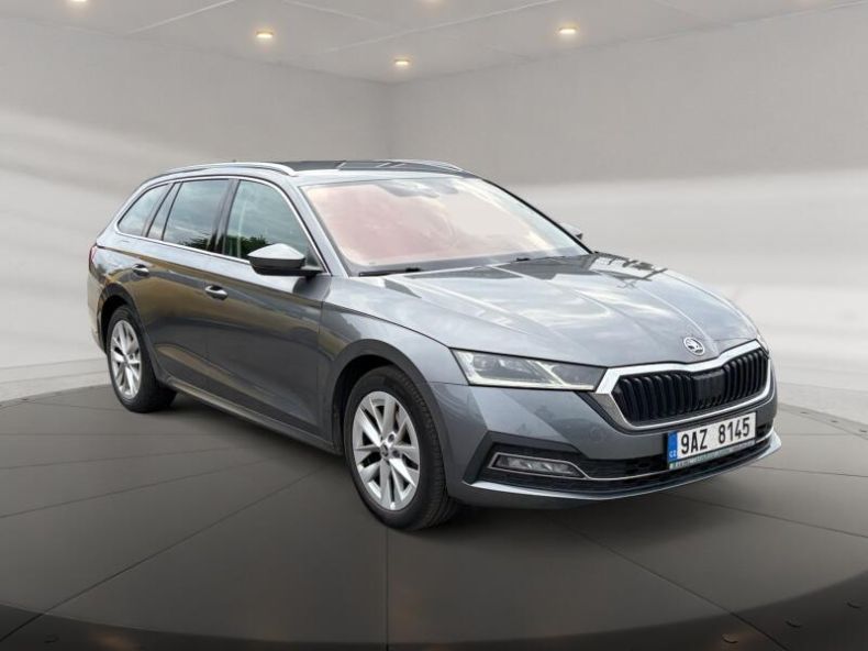 Škoda Octavia - hlavní fotka