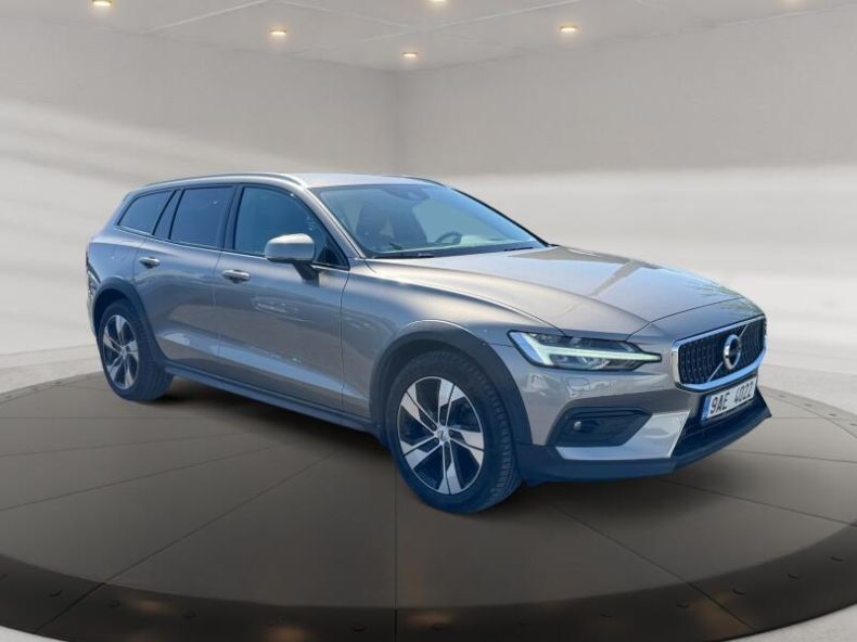 Volvo V60 - hlavní fotka