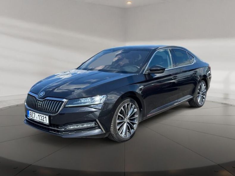 Škoda Superb - hlavní foto