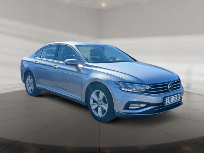 Volkswagen Passat - hlavní fotka