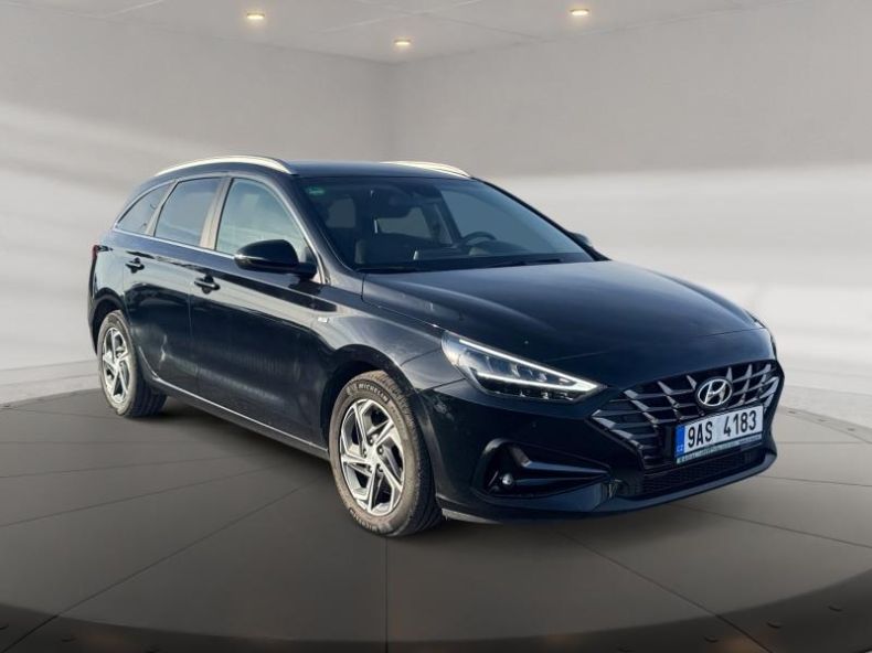 Hyundai i30 - hlavní fotka