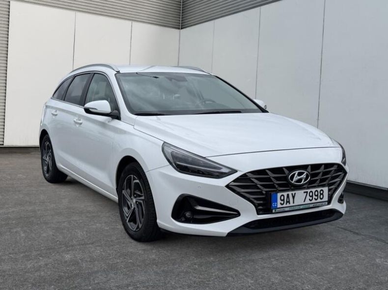 Hyundai i30 - hlavní fotka