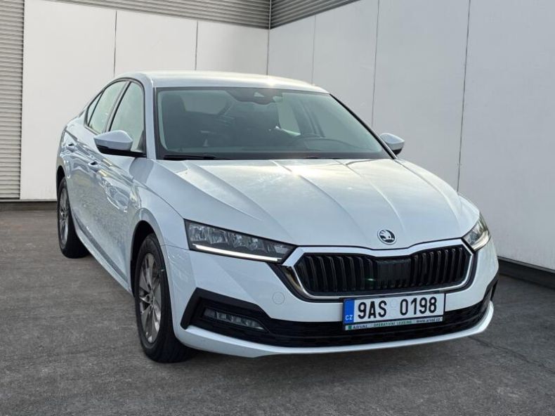 Škoda Octavia - hlavní fotka