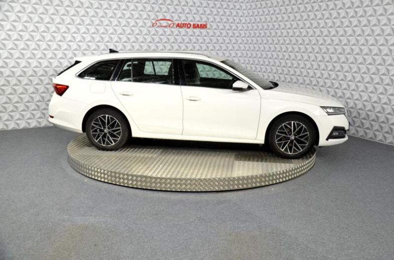 Škoda Octavia - hlavní fotka