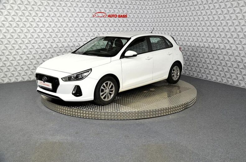 Hyundai i30 - hlavní foto