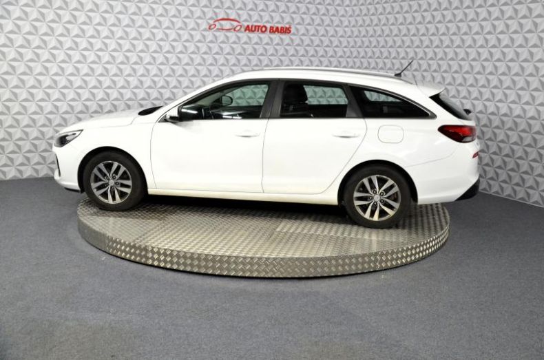 Hyundai i30 - hlavní foto