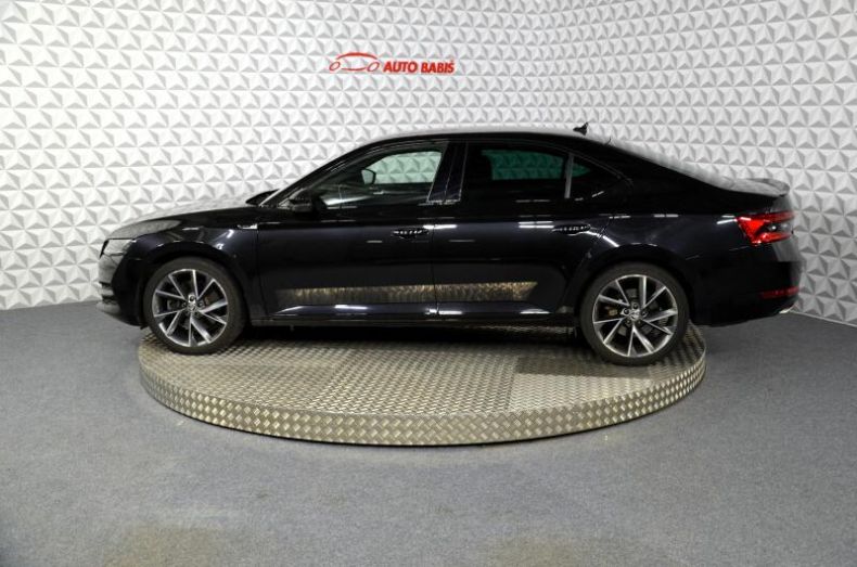 Škoda Superb - hlavní foto