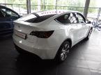 Tesla Model Y - fotka číslo 2