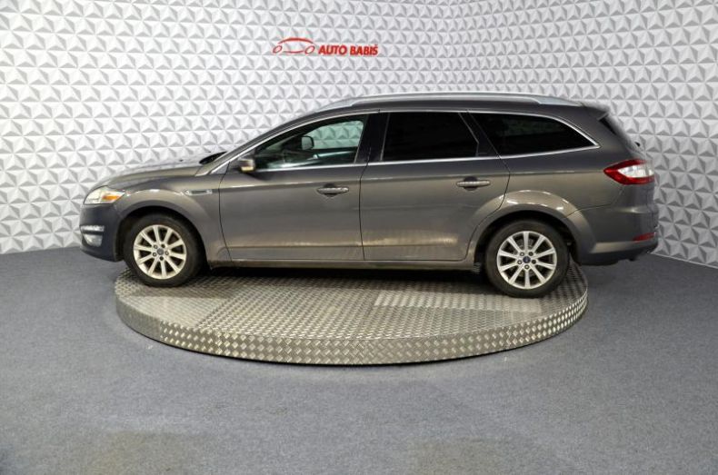 Ford Mondeo - hlavní fotka