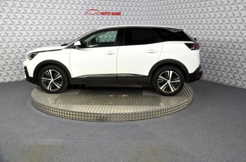 Peugeot 3008 - hlavní fotka