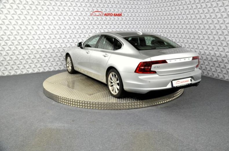 Volvo S90 - hlavní fotka