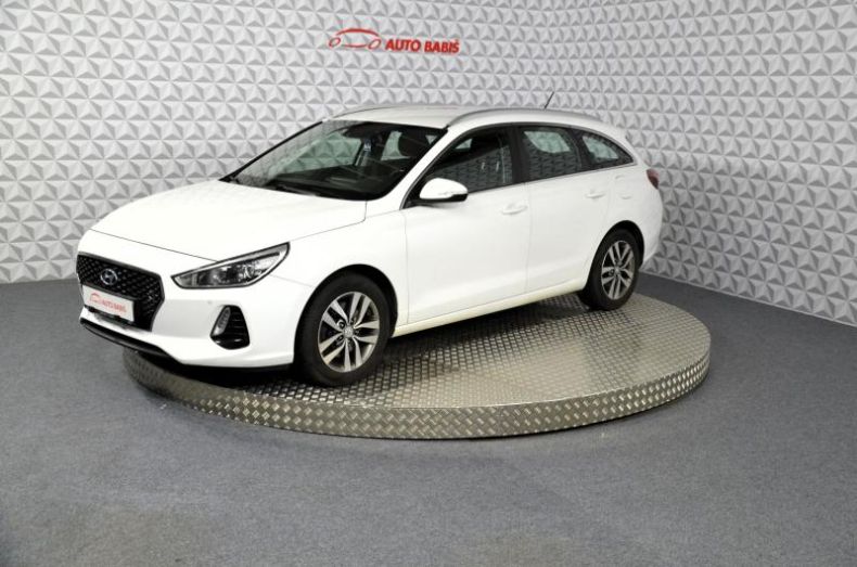 Hyundai i30 - hlavní foto