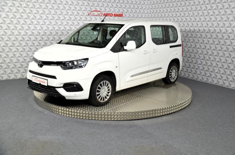 Toyota ProAce City Verso - hlavní foto