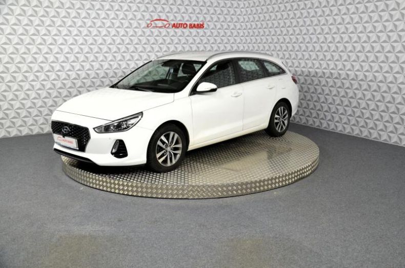 Hyundai i30 - hlavní foto
