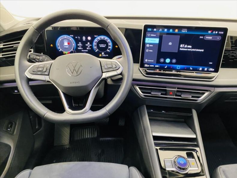 Volkswagen Tiguan - hlavní fotka