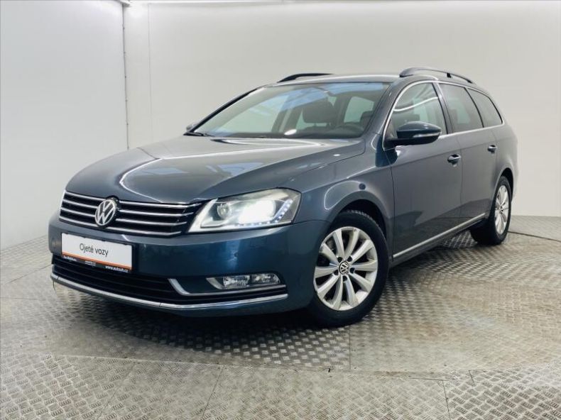 Volkswagen Passat - hlavní foto